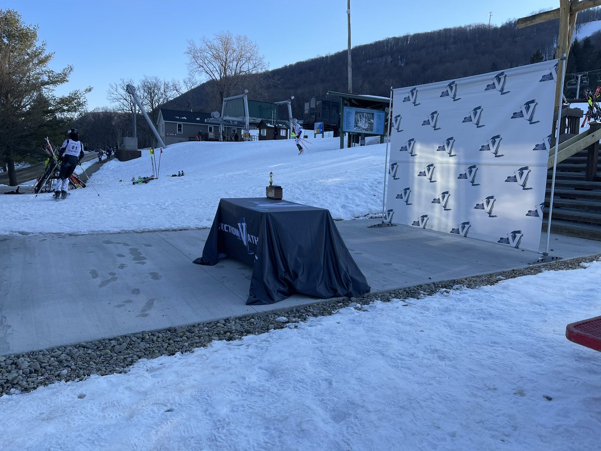 Section V Alpine Skiing tweet media