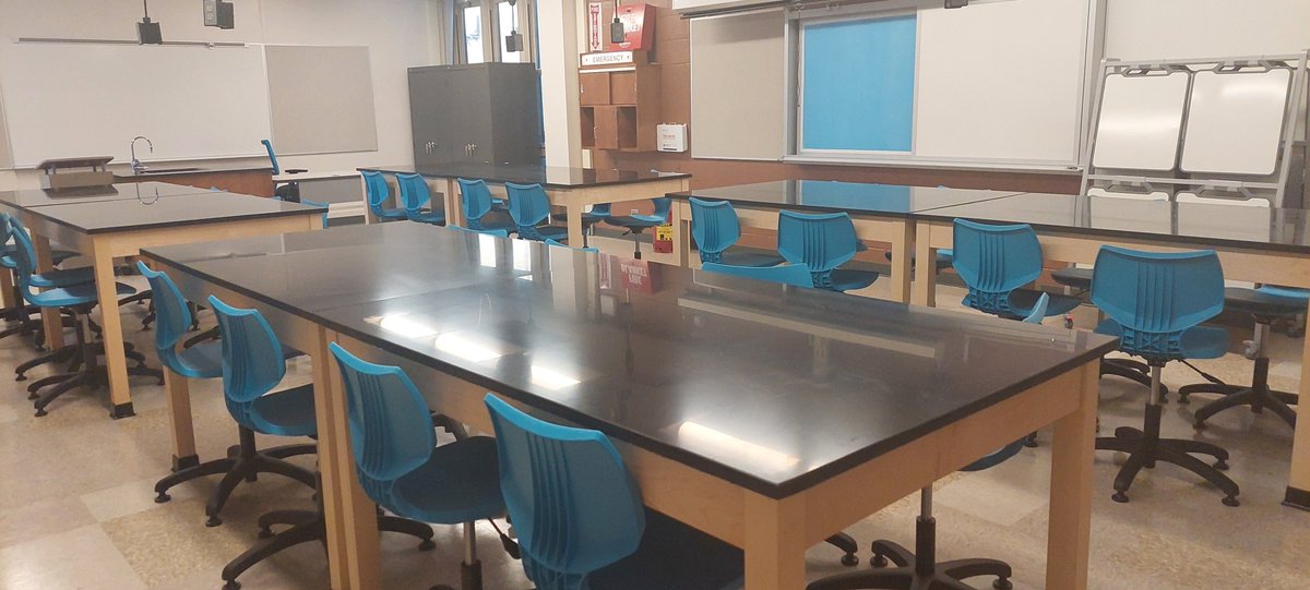 Frederick Douglass HS (@hsdouglass) on Twitter photo There are exciting and new programs for students at Douglass Academy High School! Two Brand New State of the Art Science Labs! <a href="/ChiPubSchools/">CPS - Chicago Public Schools</a> <a href="/AustinWeeklyChi/">Austin Weekly News</a> There are exciting and new programs for students at Douglass Academy High School! Two Brand New State of the Art Science Labs! <a href="/ChiPubSchools/">CPS - Chicago Public Schools</a> <a href="/AustinWeeklyChi/">Austin Weekly News</a>