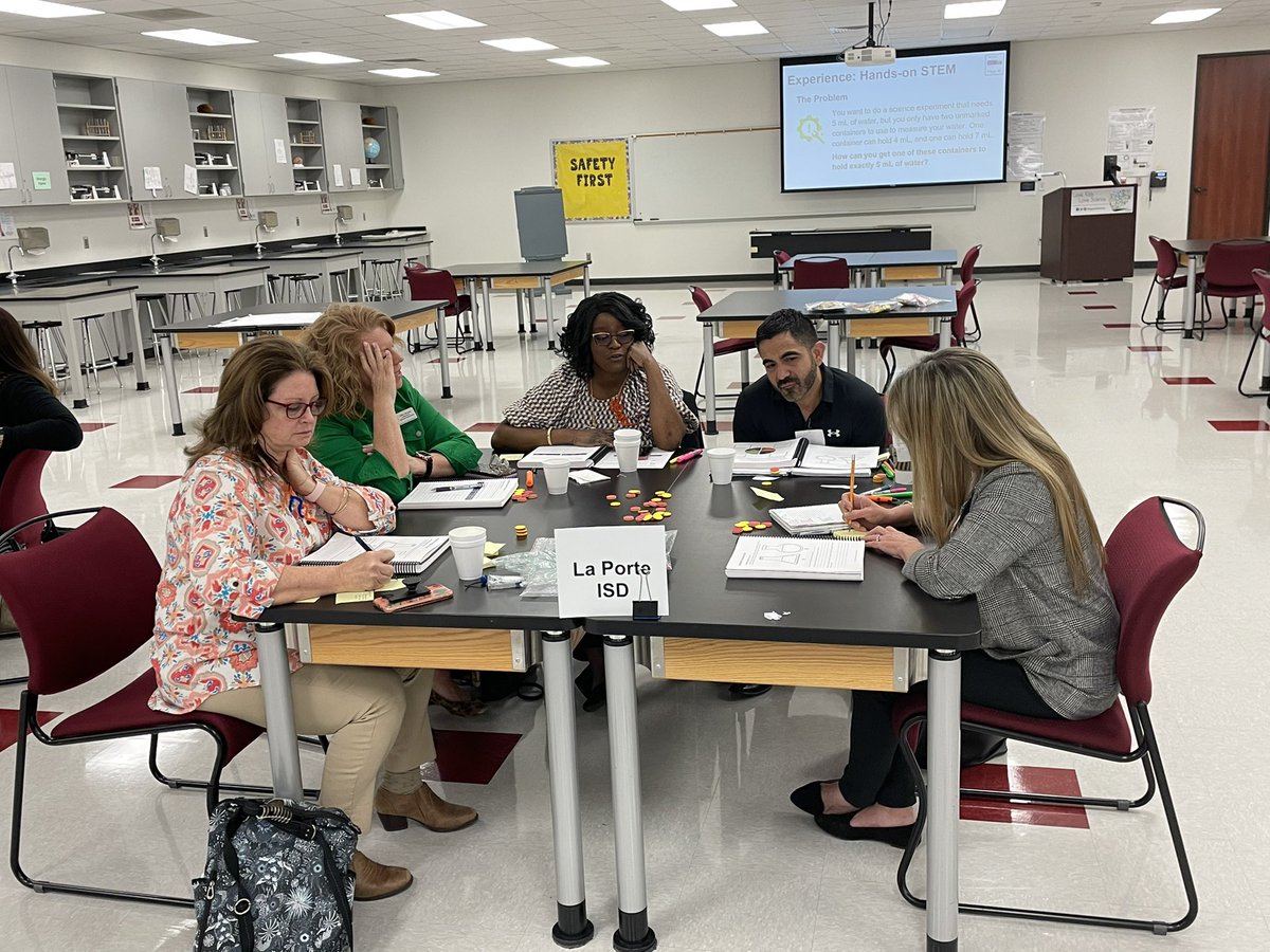 Region4Science's tweet photo. Great day 1 of the TEA STEM Leadership Training @Region4ESC! #R4STEM #R4Sci https://t.co/TSmDQKPOpW