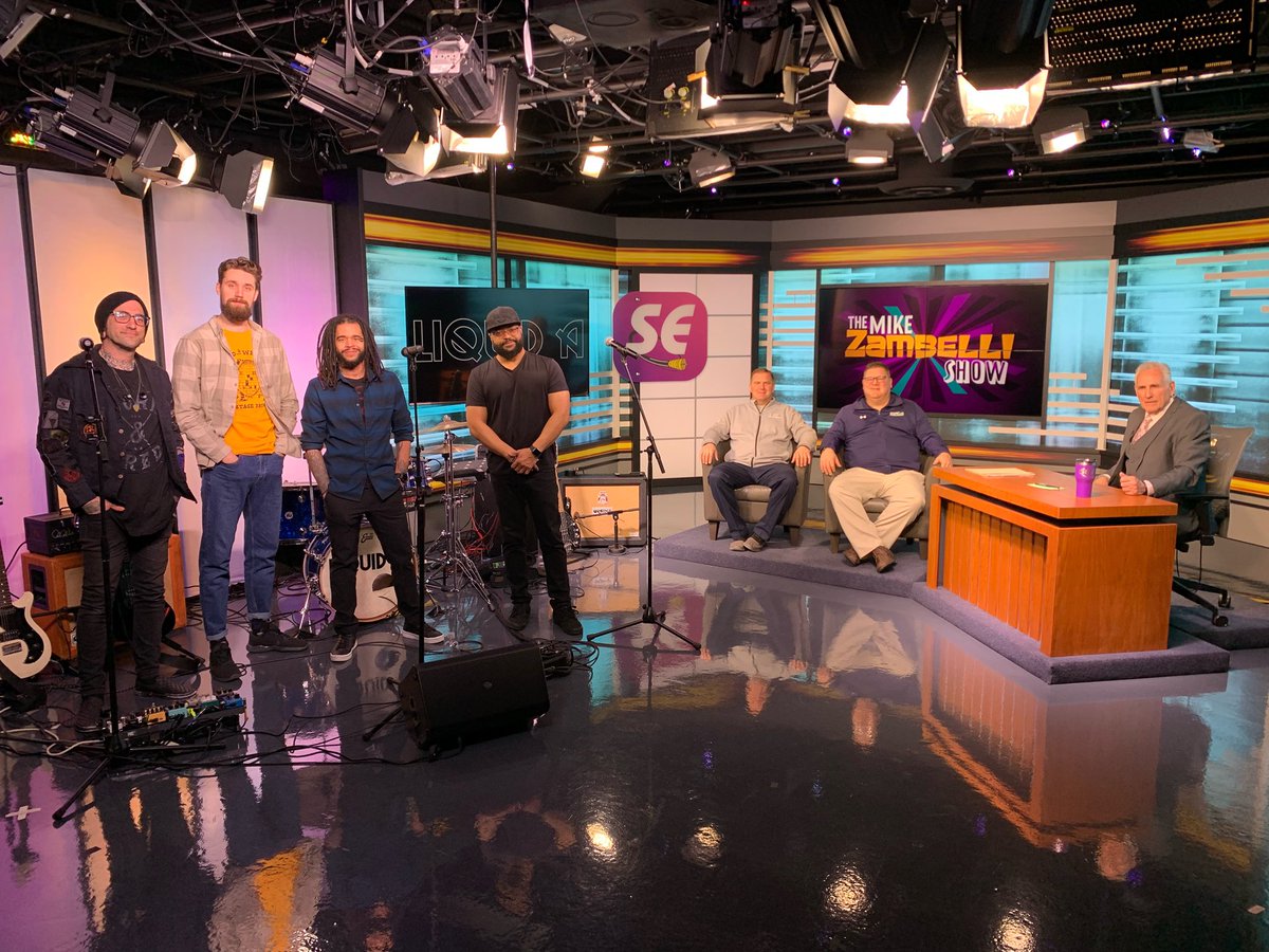 Coming up at 5 PM…

With the EPC 🏀 playoffs well underway EPC Basketball Chairman &amp; AD at Liberty, Fred Harris, &amp; Mike Delgrosso, EPC basketball committee member &amp; AD at Pocono Mountain West, join the set of the Mike Zambelli Show!

Plus, music by <a href="/Liquidaband/">LiQuid A</a>