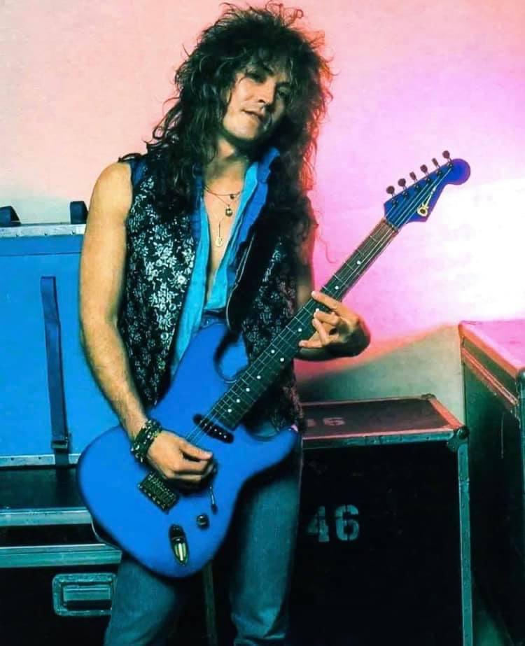 Happy Birthday to guitar great 
Jake E. Lee today!      