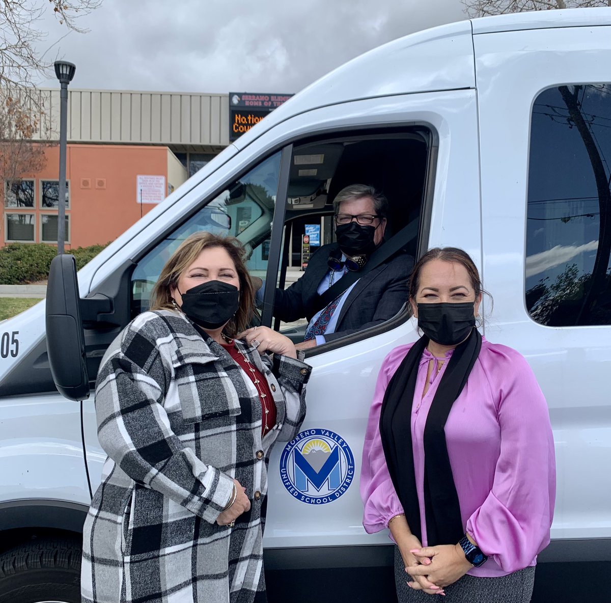 Random Acts of Kindness! Thank you, Dr. Kedziora for delivering our lunch! Just awesome!!🤗<a href="/SusanaLopezCBO/">Susana Lopez</a>