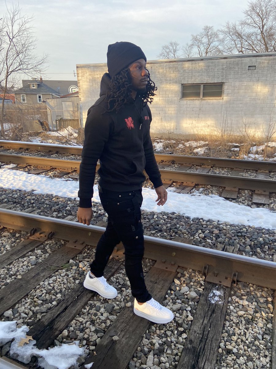 T_Howard23's tweet image. New World Vulture 💫 Collection Hoodie 

• Available NOW ONLINE 

• Sizes: S, M, L, XL 

• Model Size: M 

It’s a LifeStyle ♥️ 

@vultureculture__chicago 

#lifestyle #elevated #elevatedevolutions #love #reels #culture #vc #share #repost #entrepreneur

#likelike #share