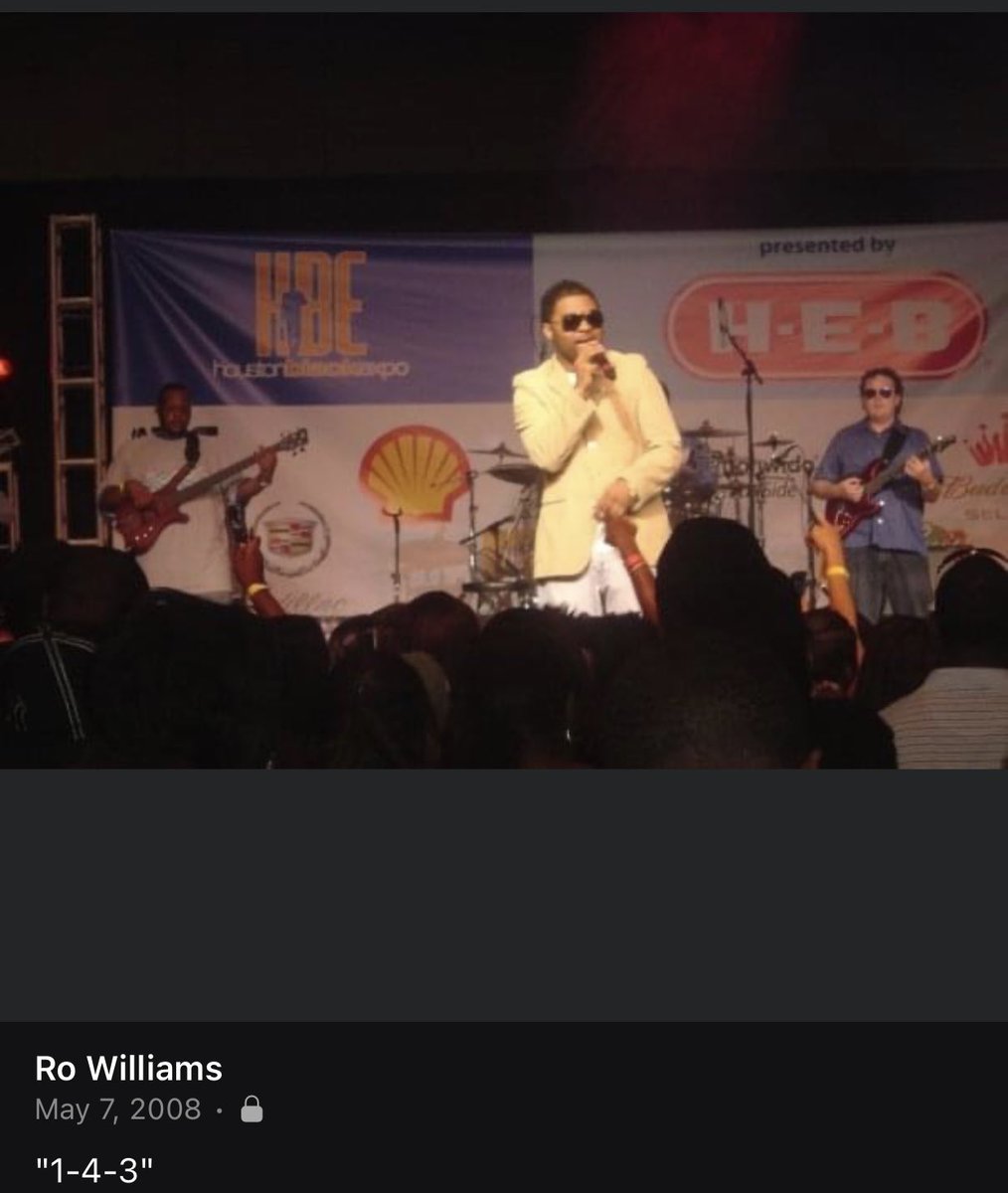 If <a href="/MusiqSoulchild/">Musiq Soulchild</a> was performing near me, I was there. #2000s #VERZUZ #verzuztv #facebookphotos