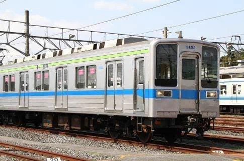 @mori_marino ファミマが鉄道になりました(ウソ) 