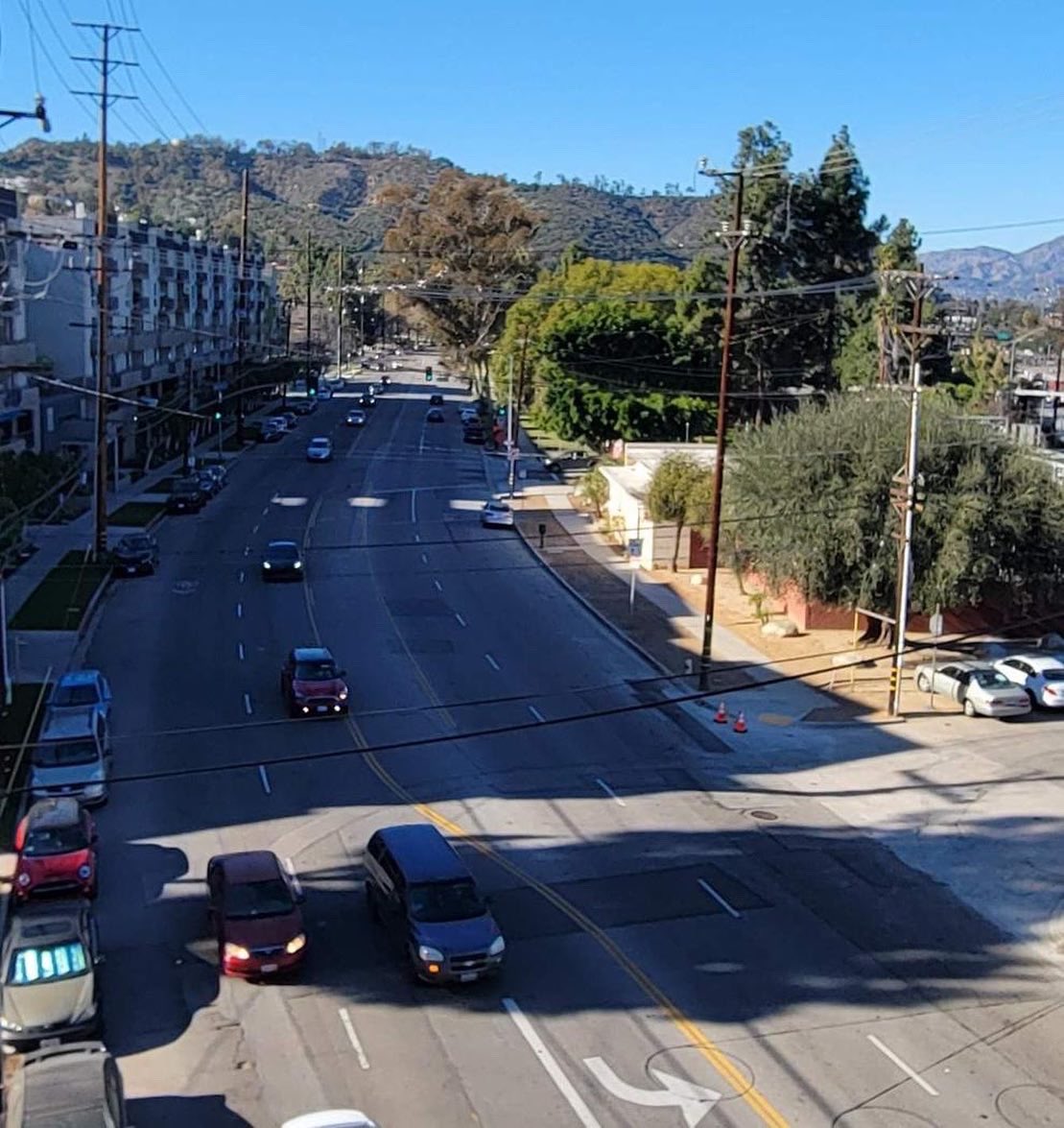 SilverLakeCC's tweet image. 🚘 Riverside Drive Getting Safety Updates ⚠️ 

SLCC member @theeastsider recently reported on the safety updates on Riverside Drive -- Read the full article here: theeastsiderla.com/neighborhoods/… 

#RiversideDrive #TheEastsiderLA #SilverLakeLA