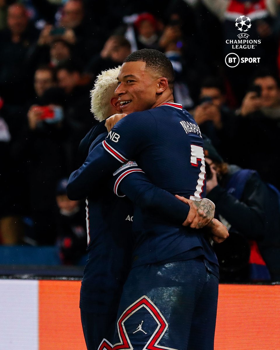 footballontnt's tweet photo. I want you to put the word out there that we back up... ⬆️

@NeymarJr 🤝 @KMbappe

#UCL https://t.co/T1oJgpbMA3
