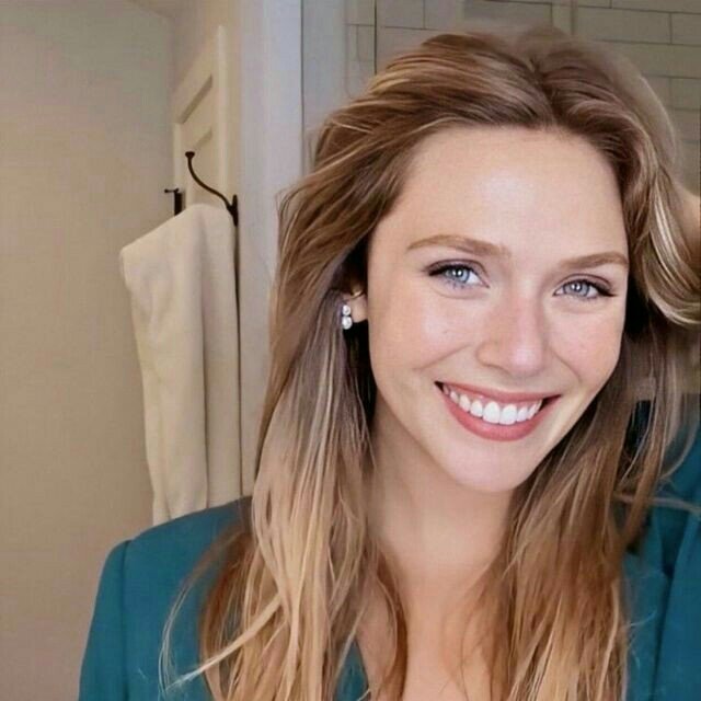 HAPPY BIRTHDAY ELIZABETH OLSEN!! 