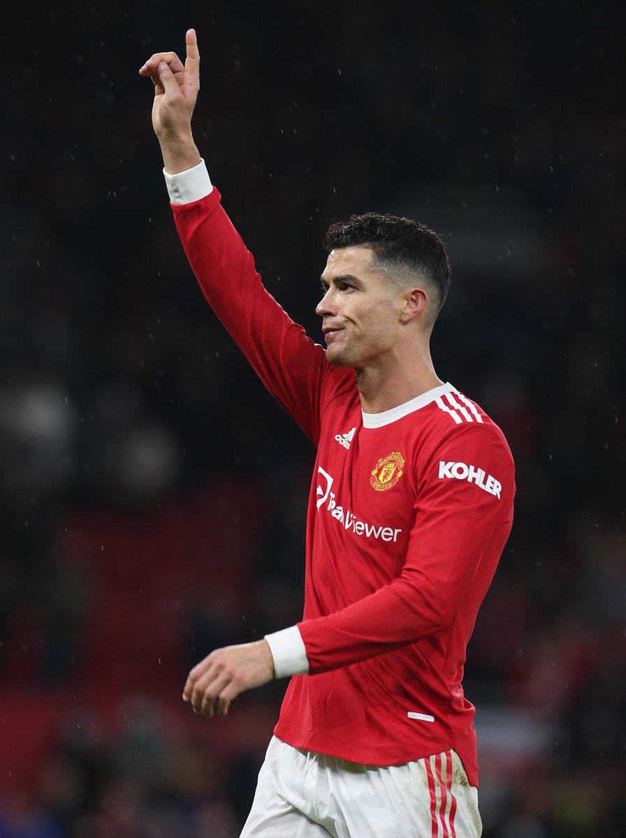 pitazo_finall's tweet photo. Cristiano Ronaldo marco su primer gol del 2022 después de 47 días sin poder hacerlo, su último gol había sido el 30 de diciembre ante el Burnley en la fecha 20 de la Premier League. https://t.co/suqLlZLHdx