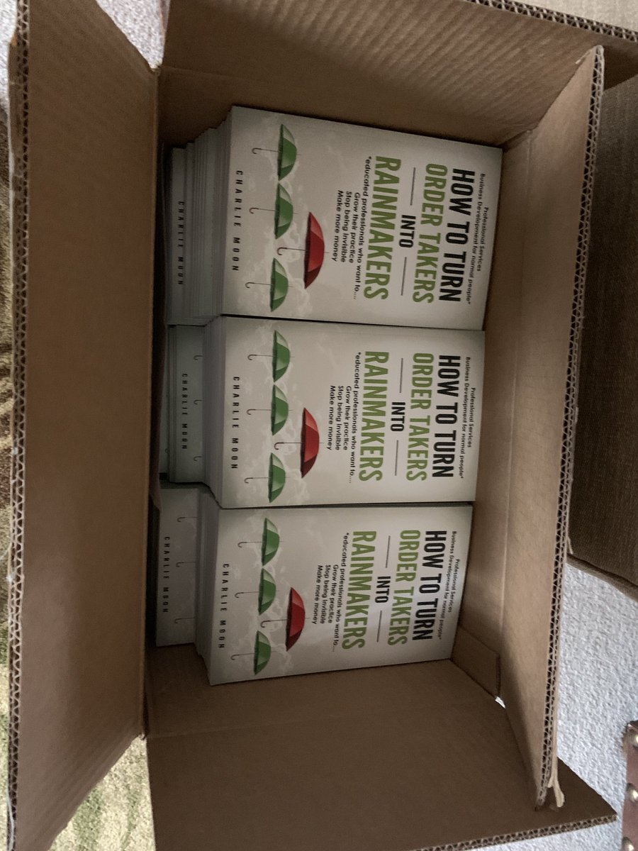 MoonOnebidtwo's tweet image. A big box of my books makes me smile! Want one? Holler!