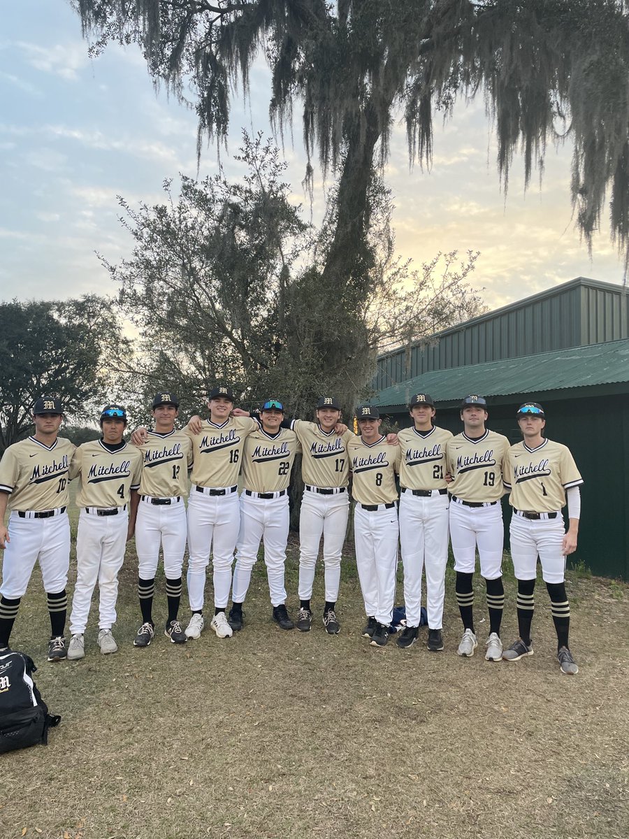 Few Top Tier Roos in the house at Sickles high tonight!! #rolltier ⁦<a href="/_GoRoos/">The Roos</a>⁩ ⁦<a href="/TopTierBaseball/">Top Tier Baseball 🇺🇸</a>⁩