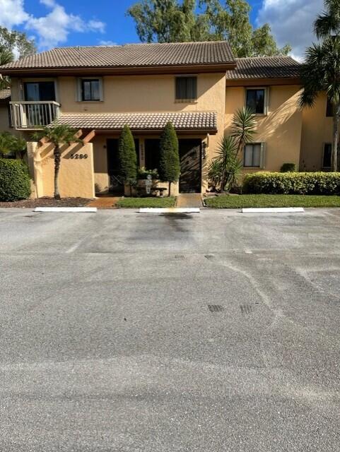 If you've been holding out for the perfect home, look no further. #homesweethome #newhome  cpix.me/l/138410920