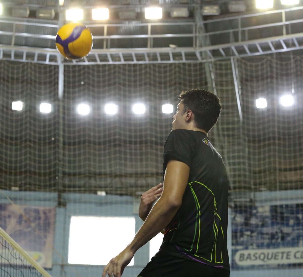 voleifuturo_ofc's tweet photo. Treino Check ✅ Parte 2
.
#govf #voleifuturo #superligab #superligadevolei #volei https://t.co/34CcseIjEo