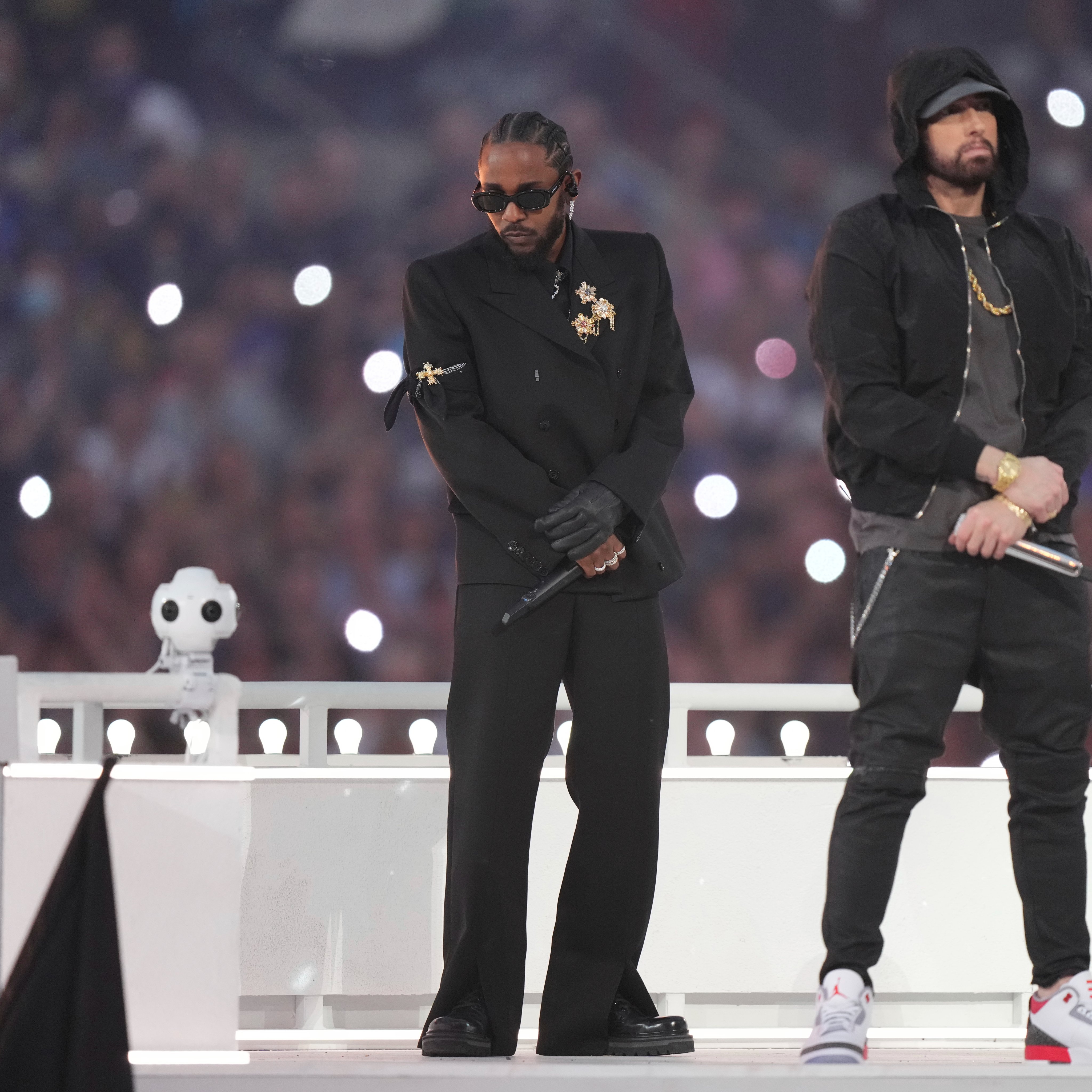 NFL on X: .@kendricklamar honored Virgil Abloh by wearing a full look from  the late designer's final Louis Vuitton menswear collection for his Super  Bowl halftime performance. #SBLVI  / X