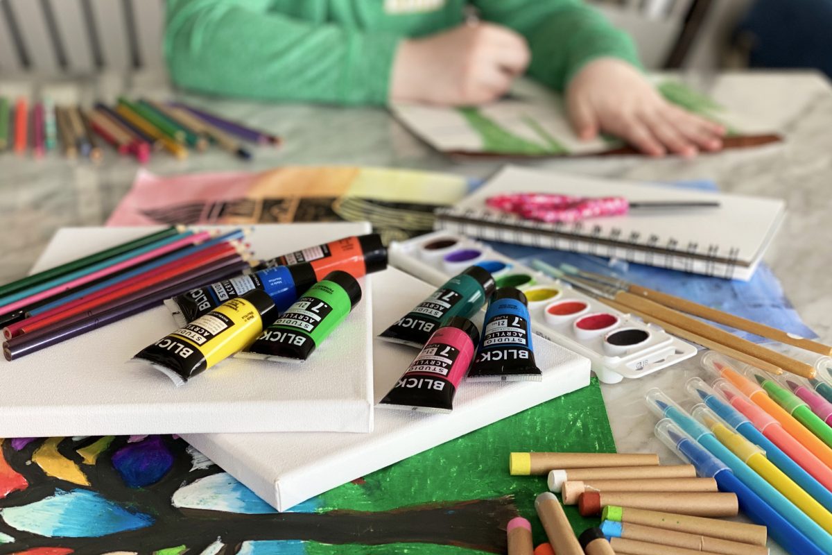 Spring Break Art Kits are now available! They contain all the materials and instructions students will need to experience Mia’s studio classes, mailed to your home. Pricing is sliding-scale and based on income, full scholarships also available. bit.ly/3BnRO3S