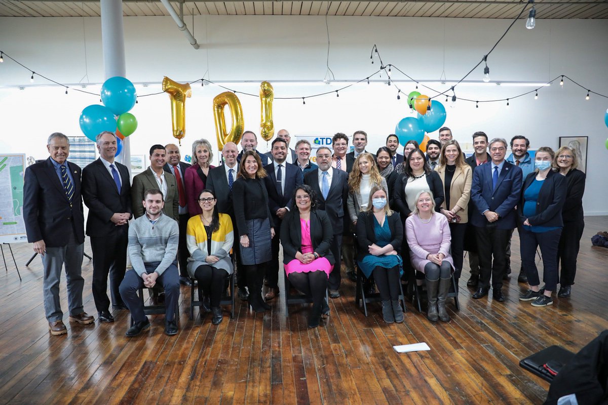 Today <a href="/MassLtGov/">Lt. Governor Kim Driscoll</a>, @MassEOHED Secretary Mike Kennealy &amp; our Prez &amp; CEO @danrivera01843 joined state &amp; local officials in #NewBedford to announce an expansion of the Transformative Development Initiative, our program to accelerate economic growth in #GatewayCities. #TDIMass (1/3)