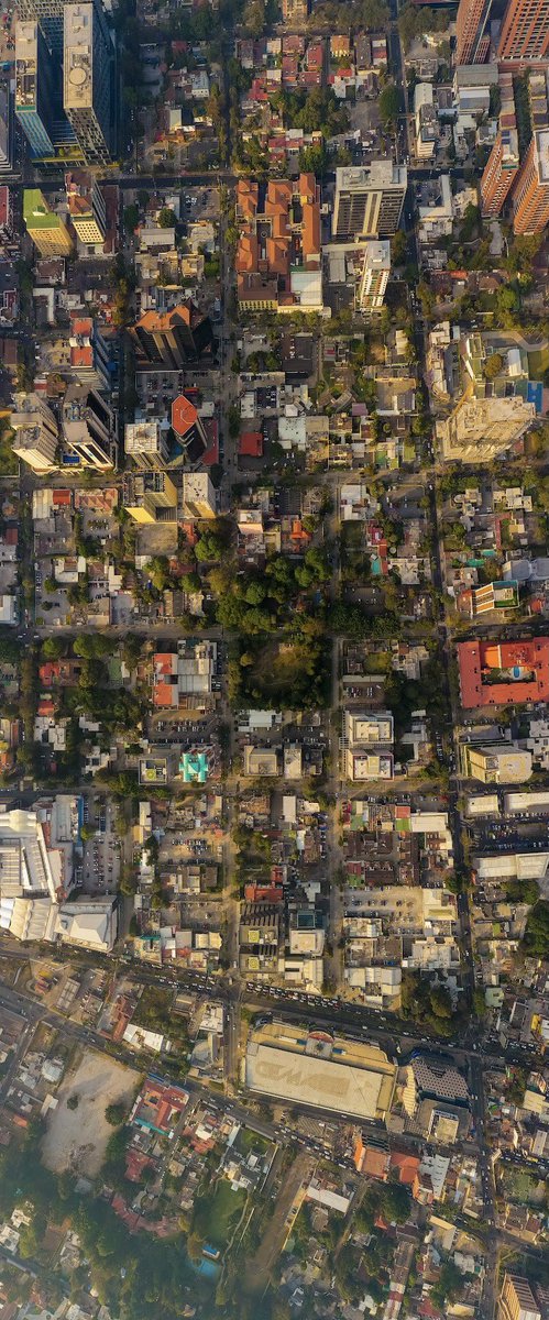 OttoArriaga's tweet photo. Zona 10 de Ciudad de Guatemala.
(Abrir imagen) https://t.co/HH8IMw6VI8