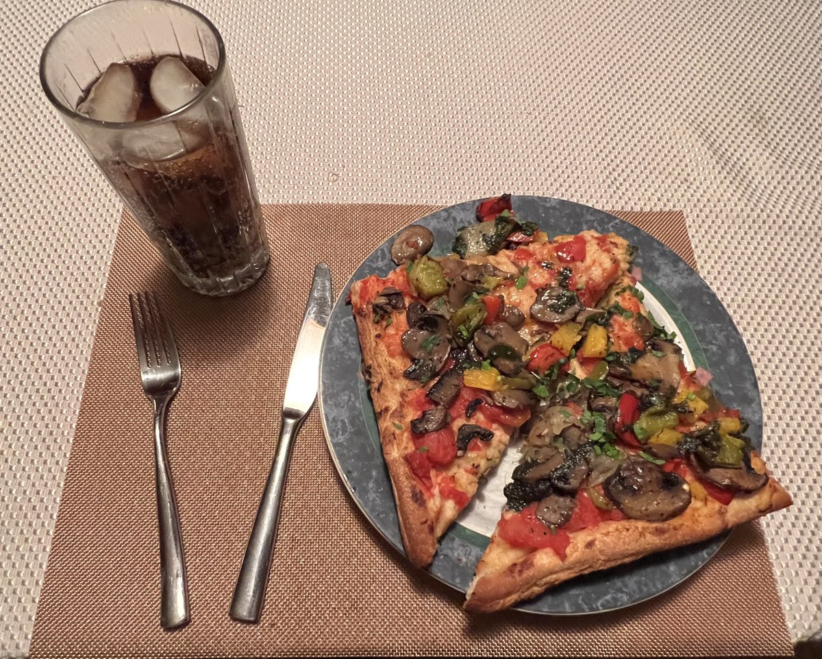 𝖮𝗌𝗐𝖺𝗅𝖽 𝖳. 𝖡𝖾𝗋𝖻𝗎𝗋 (@otberbur) on Twitter photo My initial order from <a href="/wethepizza/">We, The Pizza</a> was the vegan Sicilian pie, which was unusual, very good, and had enormous slices. I certainly got my daily share of veggies in the portion I ate. My initial order from <a href="/wethepizza/">We, The Pizza</a> was the vegan Sicilian pie, which was unusual, very good, and had enormous slices. I certainly got my daily share of veggies in the portion I ate.