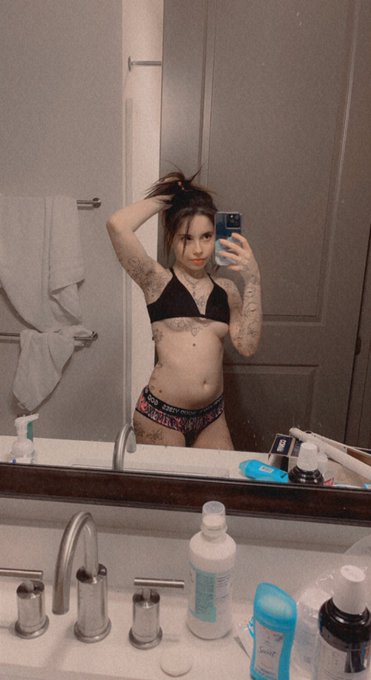 🥰😋🤪 https://t.co/kgaGouhlhN