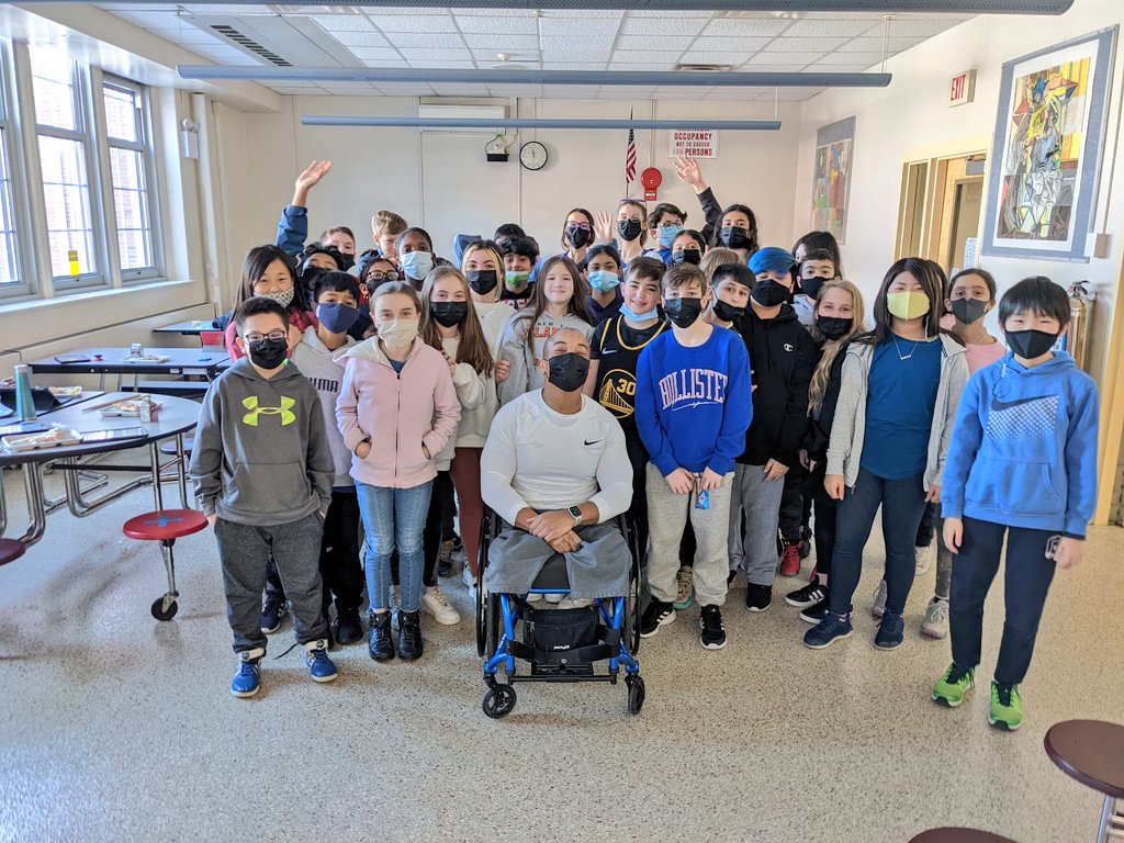 Another inspiring talk by THE <a href="/RohanMurphy/">Rohan Murphy</a>! Great conversation about Inclusivity, Choice, Perseverance (and <a href="/PennState/">Penn State News</a>!)

"Just because you get dealt a bad hand in life, doesn't mean you have to fold." #MineolaProud to share these messages with our students!