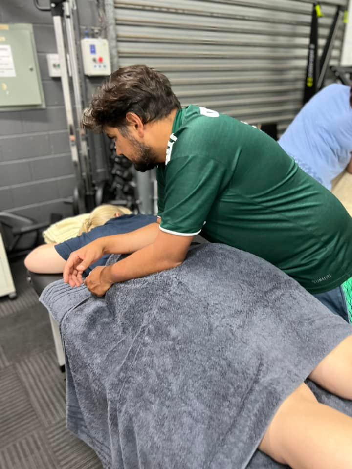 stuarthindscom's tweet photo. Thanks heaps to Adelaide Health Co for hosting our hip protocol live workshop last weekend! It’s awesome to be able to share our knowledge and passion with a group of amazing therapists. 

Interested in having a live workshop of your own? Grab some mates and get in touch! https://t.co/q2DyHVrPbF
