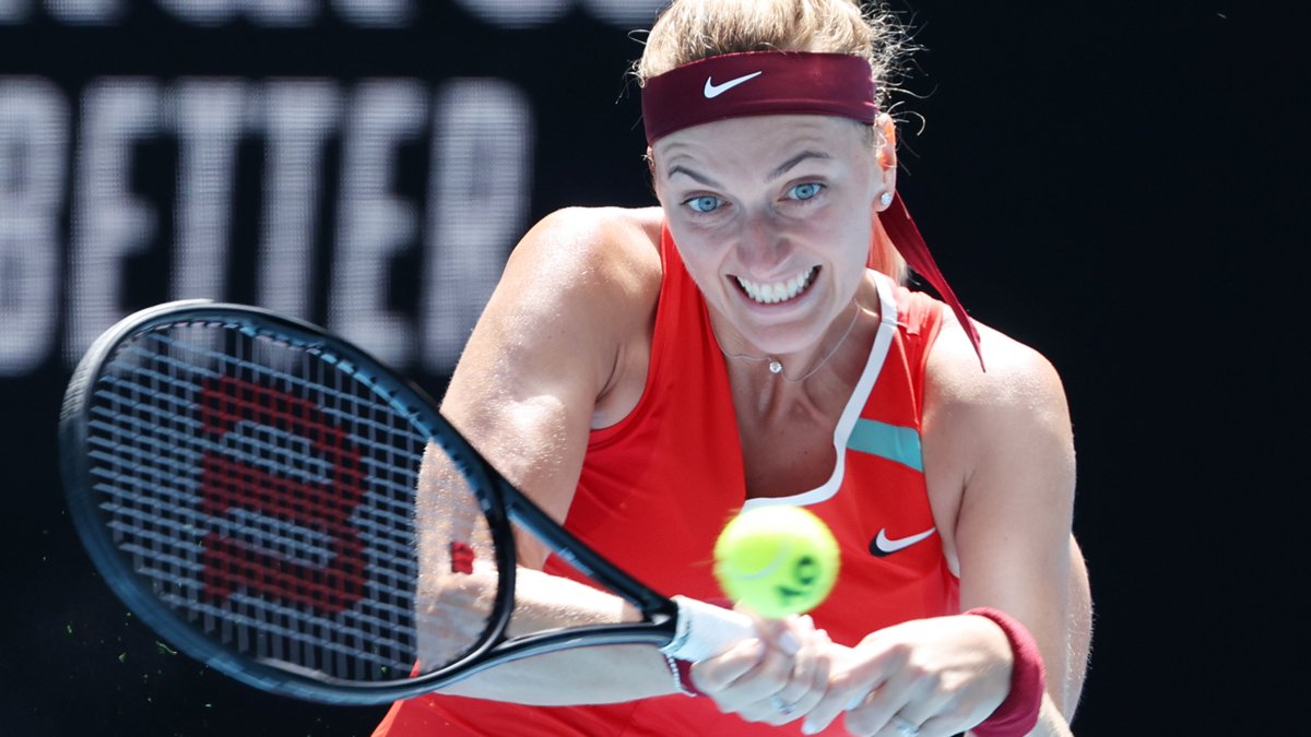AustralianOpen's tweet photo. Headband heat 🔛 🔥

#AusOpen • #AO2022 • #AOStyle • #OnCourt https://t.co/rYaSzSIzsM