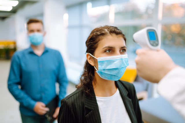 The number of employers who may charge a premium surcharge on #health #benefits for unvaccinated employees is increasing. See why employers must proceed with caution in @WorldatWork. #COVID19 bit.ly/3uYOj2V