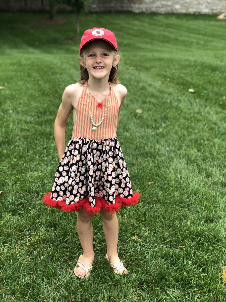CatTweetor's tweet photo. According to Miss Jane, the most important thing about sports isβ¦TO HAVE FUN! #duh #sheissosmart https://t.co/LEV5hcom6U