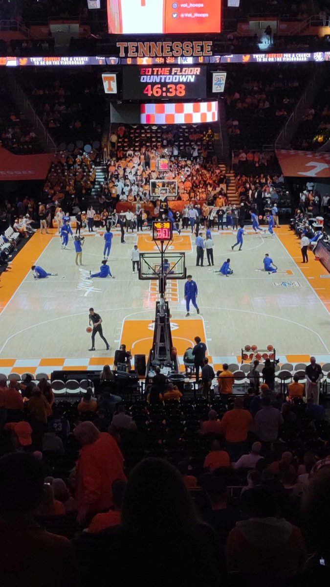 espnallnite's tweet photo. Let's go Vols!  Beat Kensucky @RonSlay35 https://t.co/iTkmgGHaxD