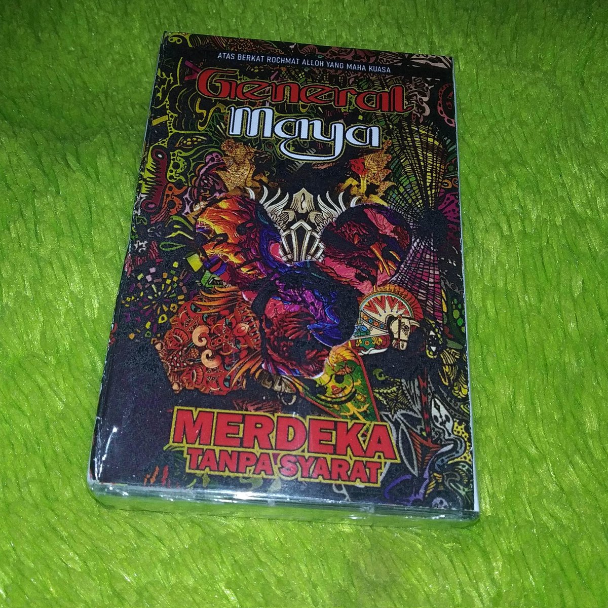 eriks_bhulut's tweet image. Kaset General Maya sudah rilis , dapatkan di tokopedia, atau bisa pesan langsung juga bisa
#davidnaif #boomerang #moderngank #naif #jajanrock #kaset

tokopedia.link/o3eIsYAjGnb