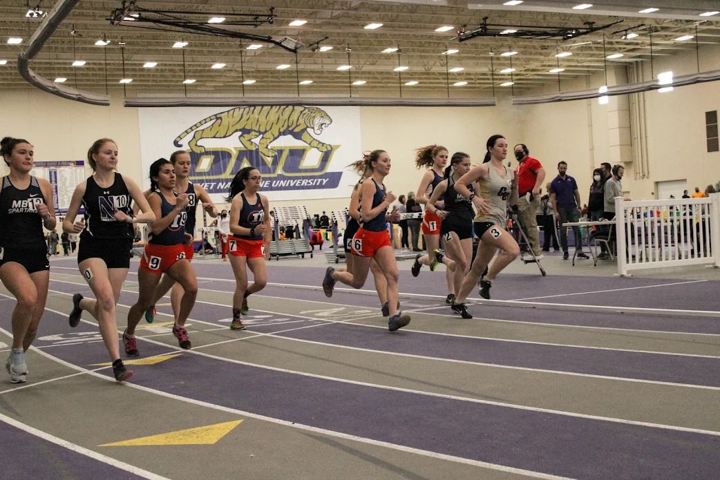 Some club records were broken at the Olivet meet on 2/5. If you’re interested I’d read all about it with this link right here: illinoistrackclub.com/2022/02/13/itf…