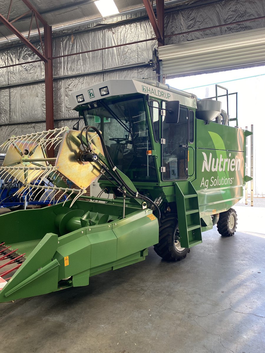 cne_ag's tweet photo. New decals for the powerful C70!🔥
If your in the market for field research equipment remember to get in early as machine availability for harvest 2022 is now limited! 
Get in touch with the team today!☎️

@AuNutrien #haldrup #fieldresearch #plotcombine #harvest #agriculture https://t.co/TLFutcq4T0
