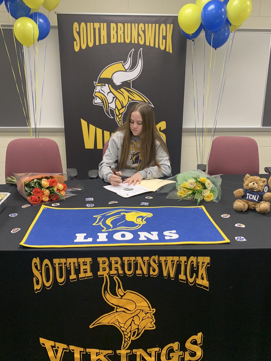 WeAreSBVikings's tweet image. Congratulations to our Future @tcnjlions &amp;amp; our #ForeverViking, Gianna Vazquez on signing to continue her academic &amp;amp; athletic career at THE College of New Jersey! we are so proud of you! #SigningDay2022 🥎