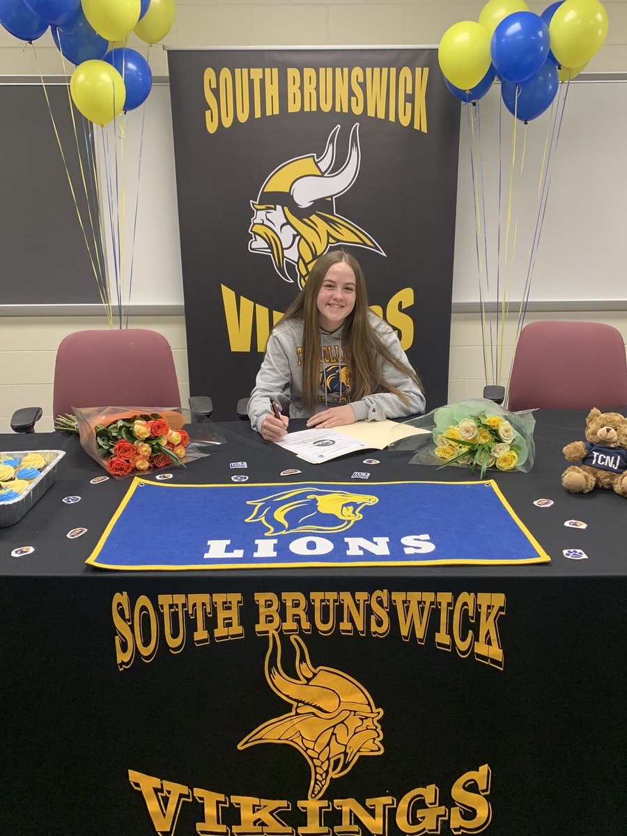 WeAreSBVikings's tweet image. Congratulations to our Future @tcnjlions &amp;amp; our #ForeverViking, Gianna Vazquez on signing to continue her academic &amp;amp; athletic career at THE College of New Jersey! we are so proud of you! #SigningDay2022 🥎