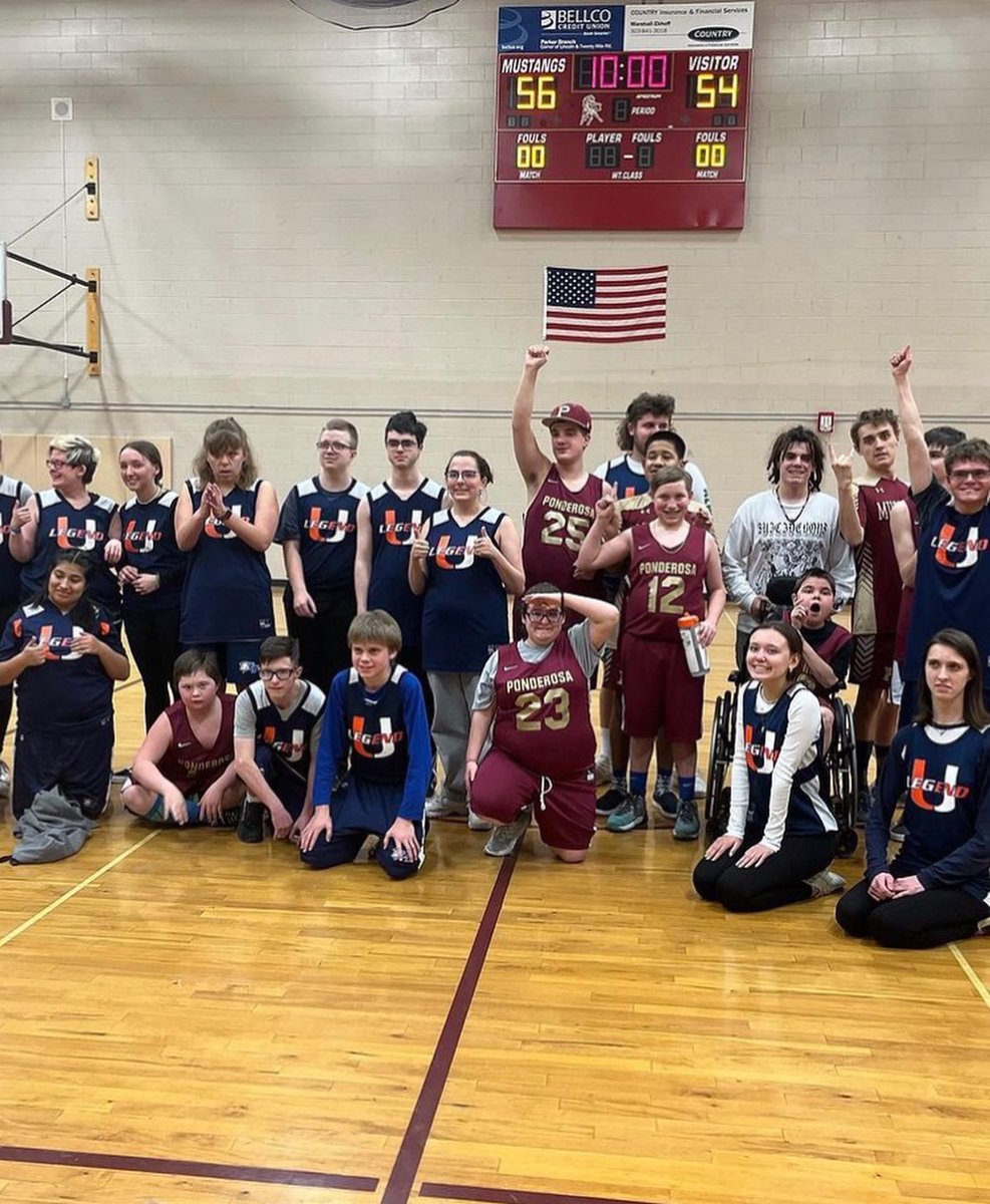 PaulCramer239's tweet photo. I am so proud to be helping out with this amazing @UnifiedMustangs team. Each and every kid in this team is so great. https://t.co/7Extr1TuPd