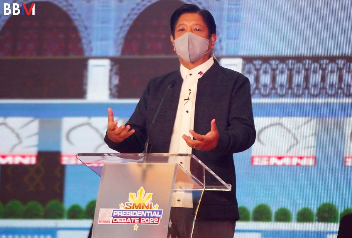 bongbongmarcos's tweet photo. Mahahalagang usaping bayan at mga plataporma ang naging bida sa SMNI Presidential Debate kahapon sa Okada Manila.

Maraming salamat po sa lahat ng nanuod sa livestream at nagparating ng suporta! https://t.co/DI0LZe1RPr