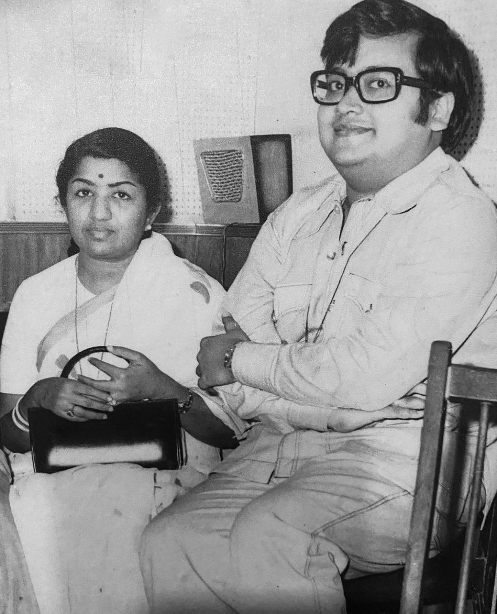 MalvePrayag's tweet photo. Two icons of the Indian music industry have left us within days of each other. Here, #BappiLahiri is photographed alongside #LataMangeshkar. May they rest in peace and glory. https://t.co/Ia2PiM3Pek