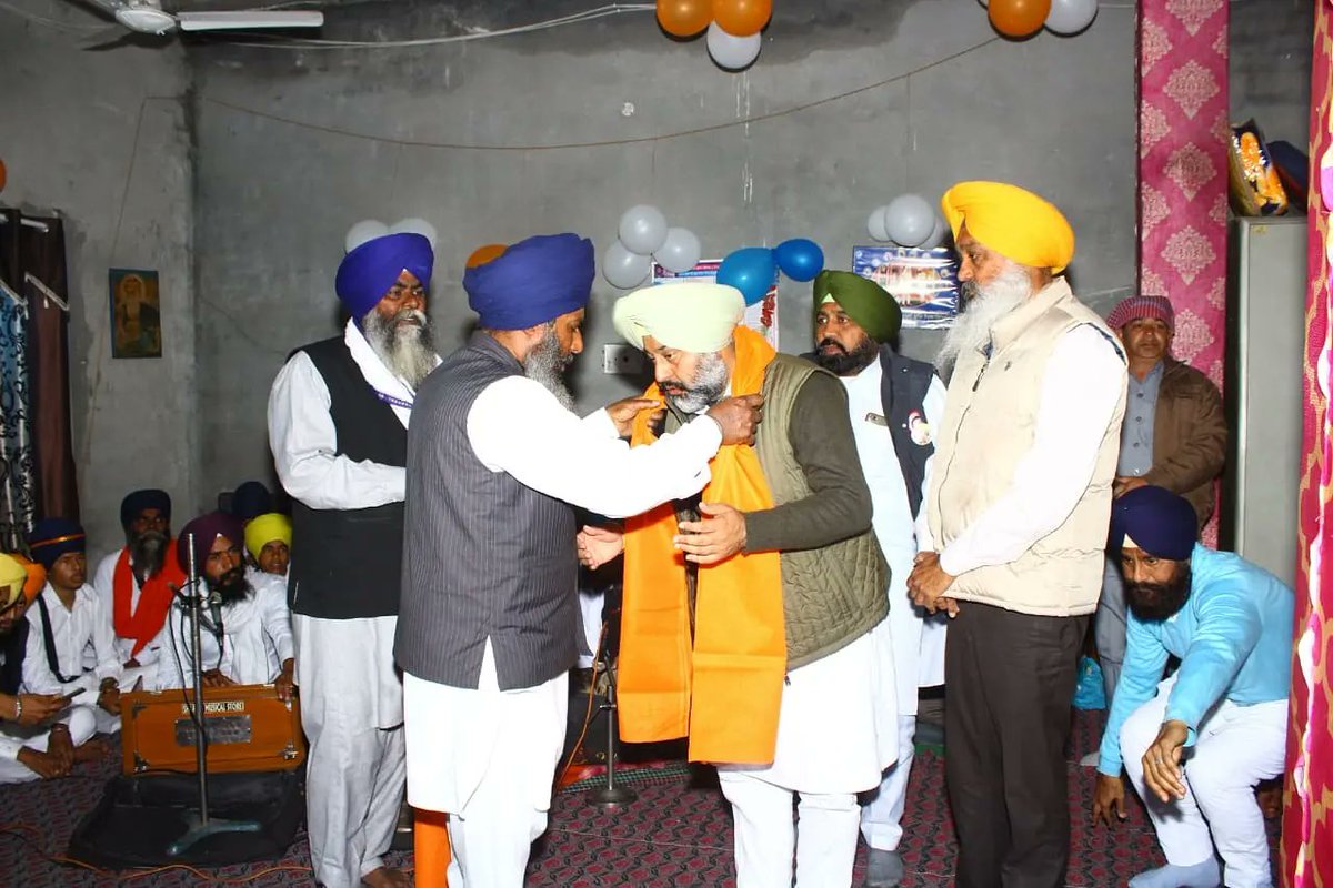 ਅੱਜ ਭਗਤ ਰਵਿਦਾਸ ਜੀ ਦੇ ਪਾਵਨ ਜਨਮ ਦਿਹਾੜੇ ਨੂੰ ਮਨਾਉਂਦਿਆਂ ਰਸੂਲੜਾ, ਚਕੋਹੀ, ਭਮਾਦੀ, ਲਿਬੜਾ, ਇਕਲਾਹੀ ਪਿੰਡਾਂ ਵਿਚ ਵੱਖ ਵੱਖ ਗੁਰਦੁਆਰਿਆਂ ਵਿੱਚ ਜਾ ਕੇ ਮੱਥਾ ਟੇਕਿਆ ਤੇ ਓਹਨਾ ਦੇ ਪਰਮਾਰਥ ਦੇ ਦੱਸੇ ਮਾਰਗ ਤੇ ਜਾਤ ਪਾਤ, ਵਿਤਕਰੇ ਰਹਿਤ ਸਮਾਜ ਦੇ ਫਲਸਫੇ ਨੂੰ ਯਾਦ ਕੀਤਾ