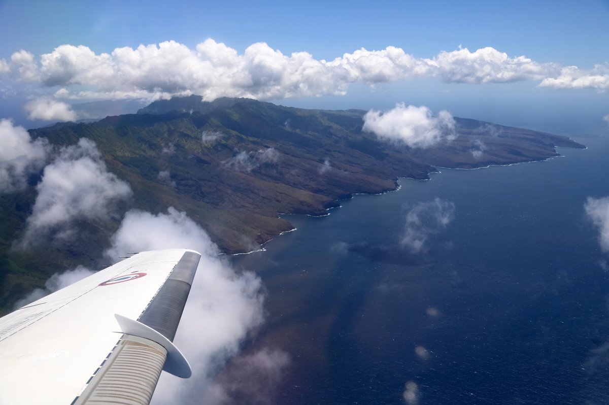 CPP_FAPF's tweet photo. Fin janvier, la Flottille 25F a effectué une mission de surveillance des pêches au large des îles #Marquises afin de détecter et reporter aux opérateurs du centre maritime commun toute présence de bâtiments de pêche étrangers dans et en limite de la ZEE de #Polynésie. https://t.co/5oyXbvIc4i