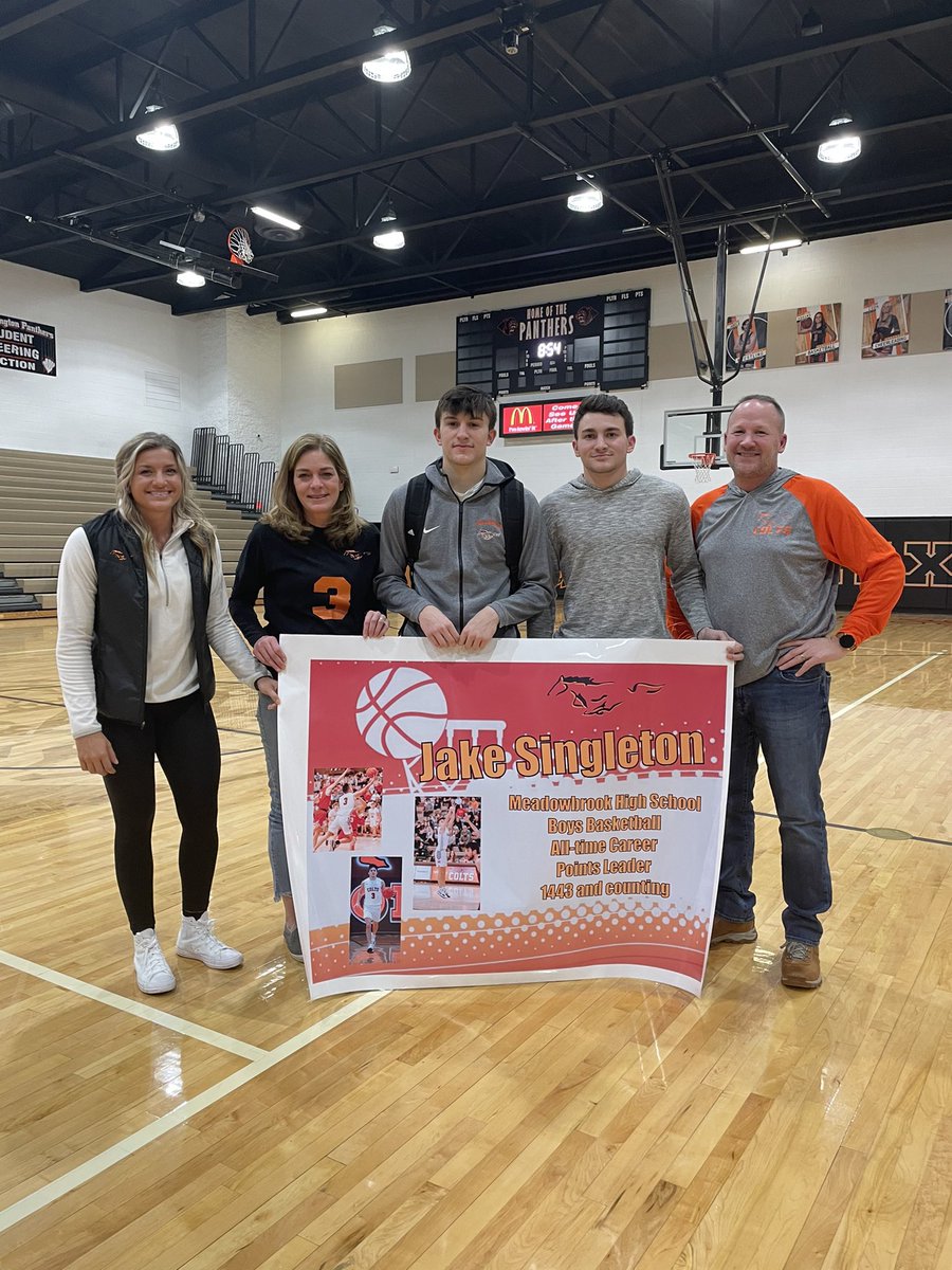 TREY_singleton3's tweet photo. Huge shoutout to @jakesingleton03 for breaking the all time scoring record for Meadowbrook tonight. Proud of the accomplishments you’ve had, but much more to come! https://t.co/PO6xemF0jE
