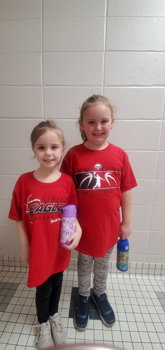KingmanWBB's tweet image. Shout out to our ball girls of the night, Elle and Emmy Bruggeman! Another shout out to our door holder Tanner Hageman! #PlayWithHeart #FirstToTheFight