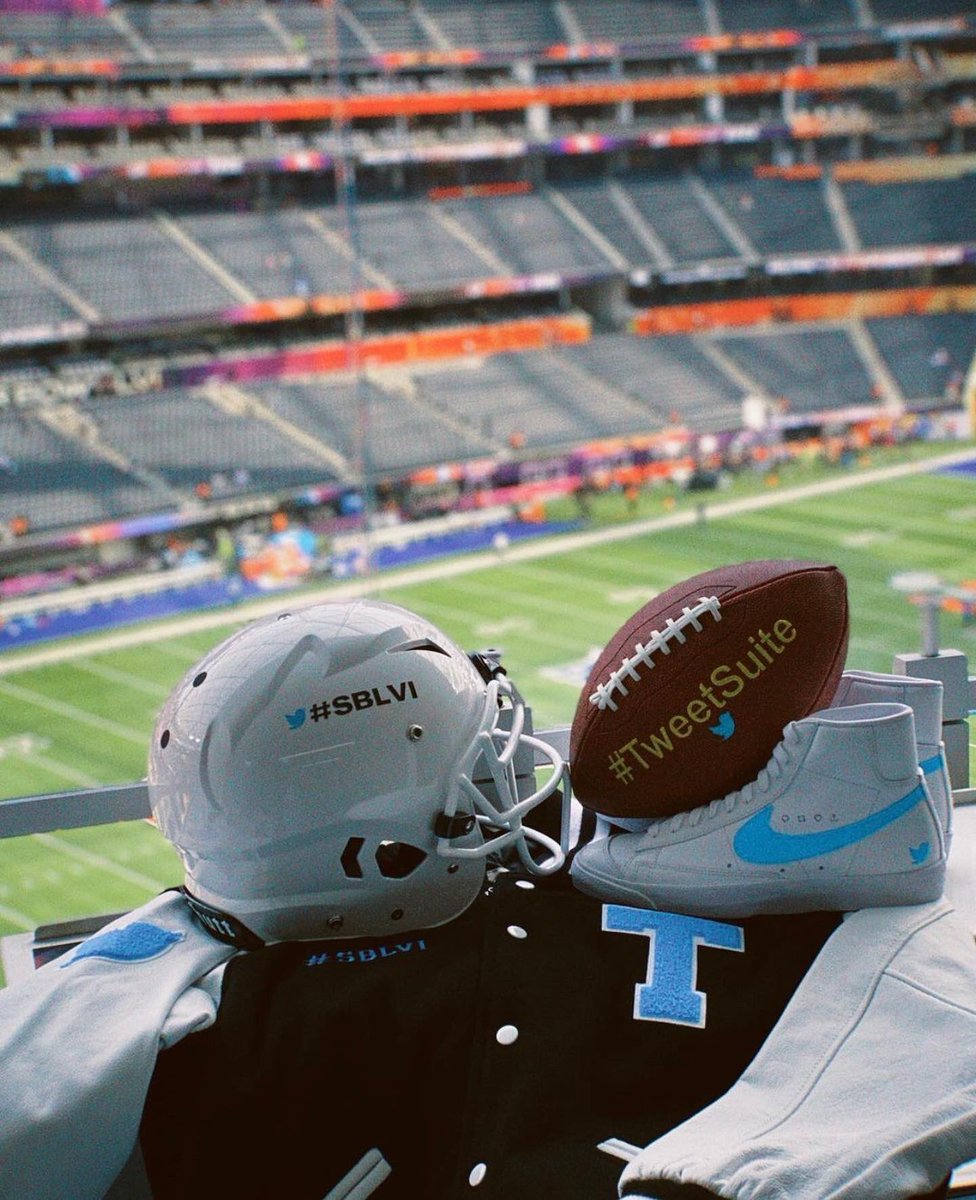 kollyskicks's tweet photo. Super Bowl Nike AF1’s &amp; Blazer’s for Twitter’s #tweetsuite 🔥🔥🔥 https://t.co/ZxHniDvvmb