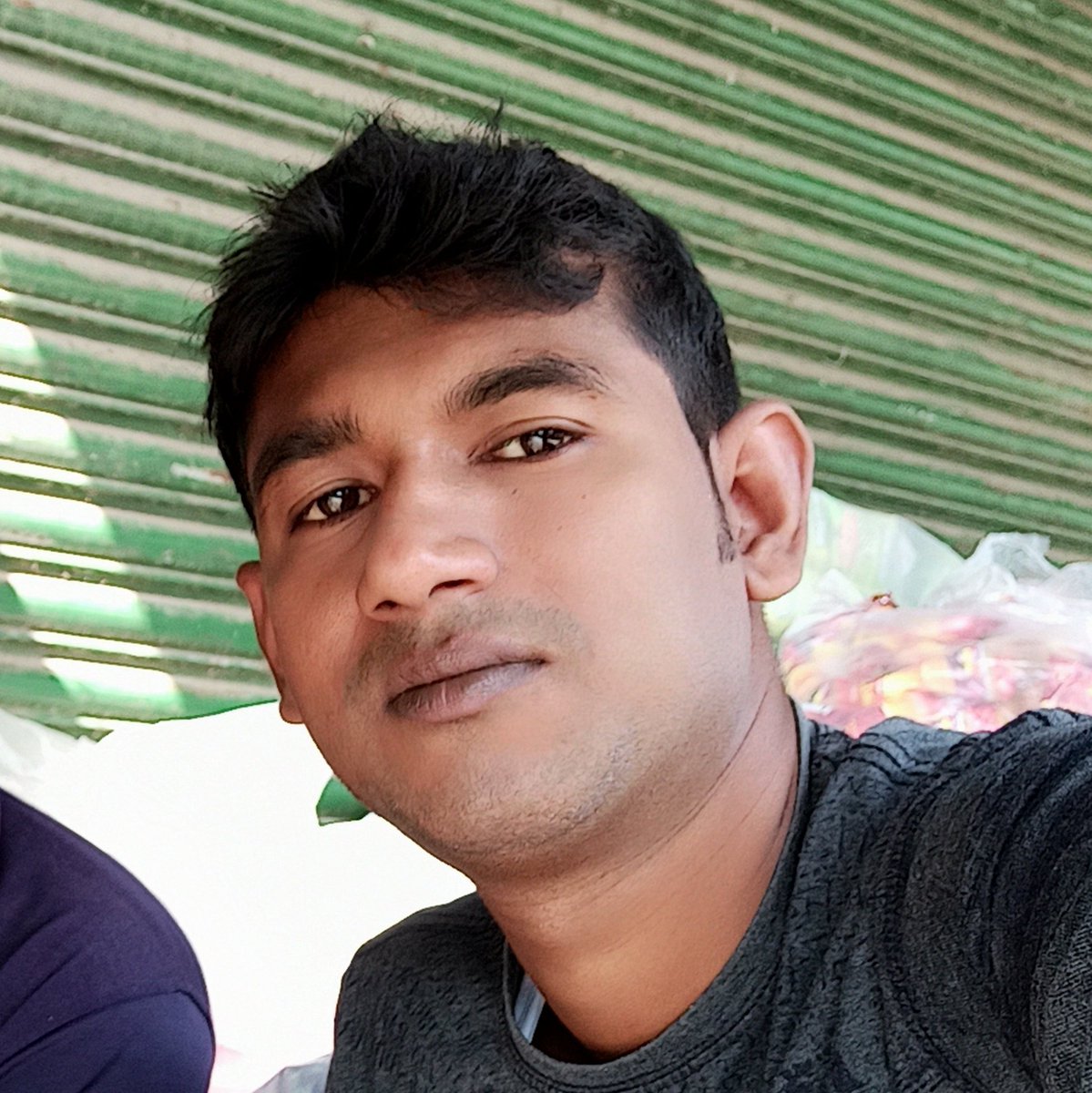 parthoretu's tweet photo. #NewProfilePic https://t.co/pEifG0lEY1