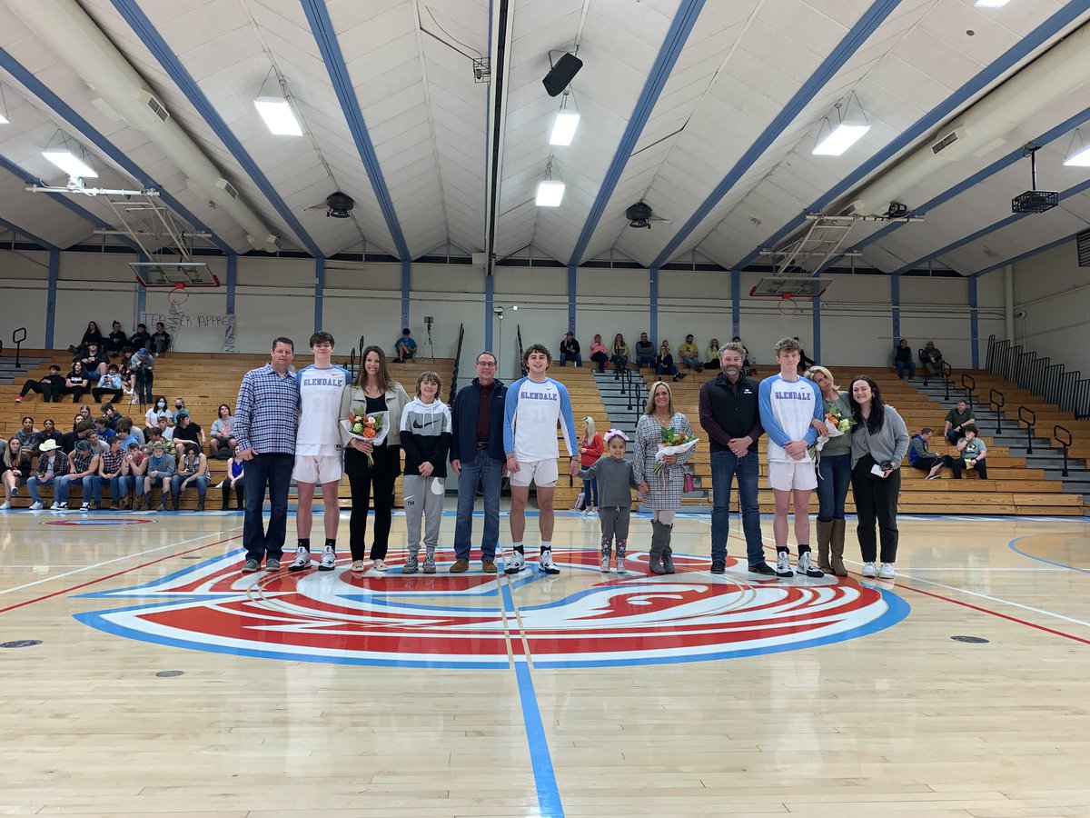 GlendaleBBALL's tweet photo. Senior Night 2022 &amp; Honoring Bennett Kester https://t.co/auCQhuCJI3 @GHSBBB @FalconsGlendale @ChampionsTo @GrantGivens_10 @LoganFrahm1 @carterharrell24 @griff55555 @VinyardBen https://t.co/yGuAlhJEgw