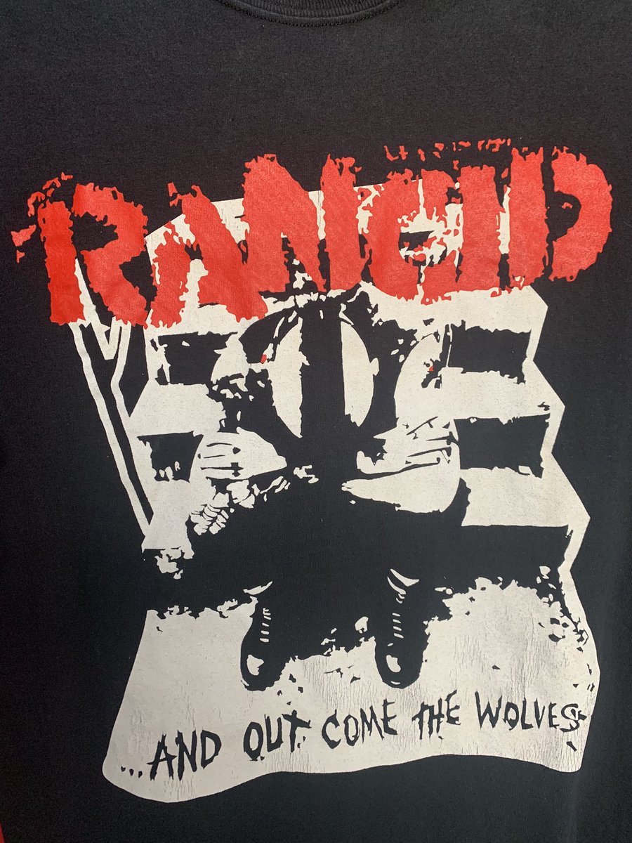 vintageshopMLG's tweet photo. rancid punk! https://t.co/o2BuQzmcxT