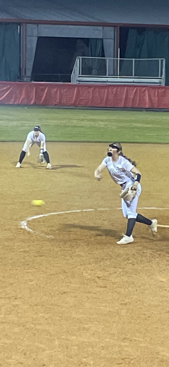 KylePad95474954's tweet photo. KP # 90 Huffman Hargrave Highschool 17 K’s tonight.
Nother NO Hitter after a week with a NO NO & a Perfect Game.
#90forever https://t.co/ve45Slze6y