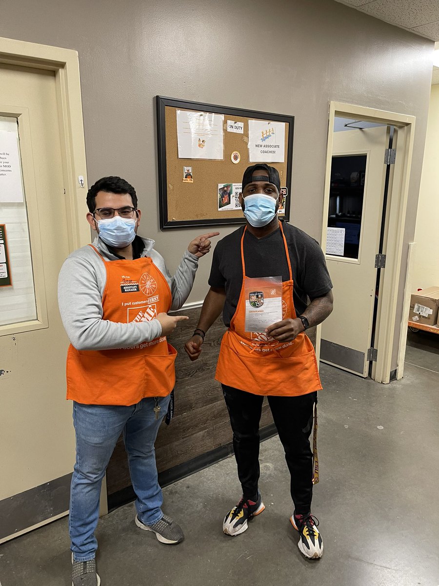 Jorge Castillo tweet media