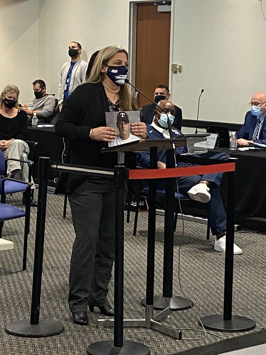 BCPSStein's tweet photo. I was absolutely honored to go in front of the Broward County School Board today. Thank you for unanimously￼ approving the naming of the JP Taravella Baseball field as the Jason Stein Memorial Baseball Field! ⚾️🏟💙1️⃣9️⃣ https://t.co/nA1nmqDw6c