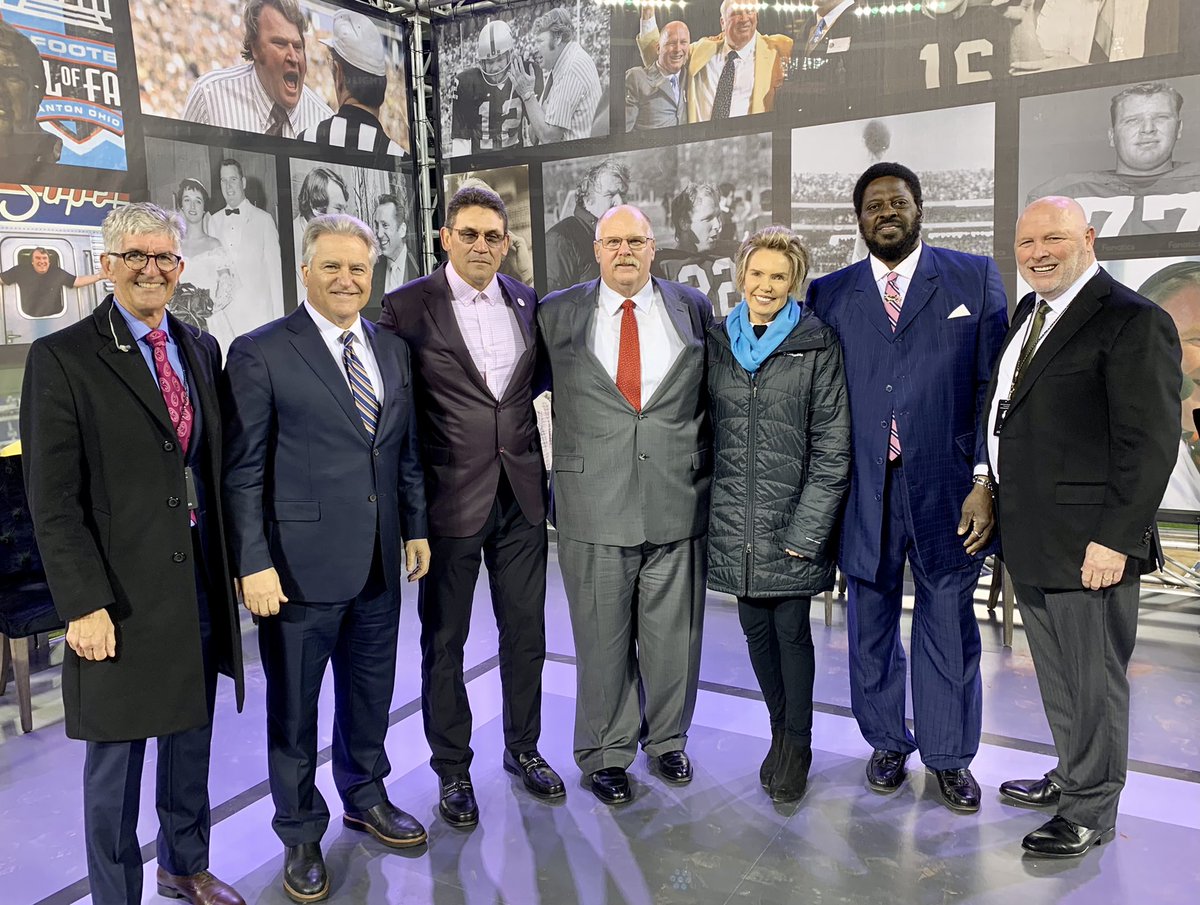 Stan Bunger (@bungerkcbsradio) on Twitter photo Every last one of us: deeply affected by #JohnMadden. Me, @SteveMariucci @RiverboatRonHC #AndyReid #LesleyVisser <a href="/HenryLawrence70/">Henry Lawrence</a> #MikeMadden all carrying forward a remarkable legacy. Proud, honored, humbled to be part of this. Every last one of us: deeply affected by #JohnMadden. Me, @SteveMariucci @RiverboatRonHC #AndyReid #LesleyVisser <a href="/HenryLawrence70/">Henry Lawrence</a> #MikeMadden all carrying forward a remarkable legacy. Proud, honored, humbled to be part of this.