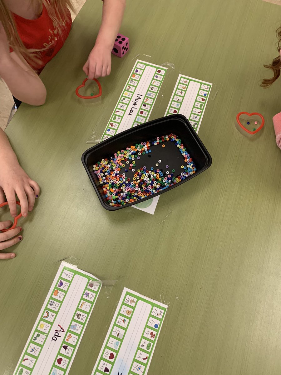 MrsBClarkson's tweet photo. Our #valentine math centers doubled as #finemotor practice! #justapinch #kindergarten #mathgames @bigrockbadger @fsd38 https://t.co/8XuCufdXim